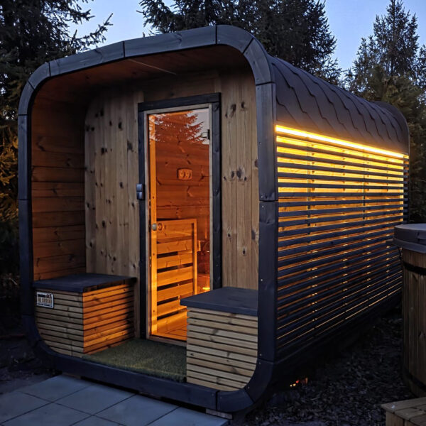 Dřevěná čtvercová sauna 4,5m 6