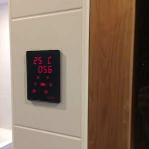 Dřevěná sauna modern kube profi s předsíní 11