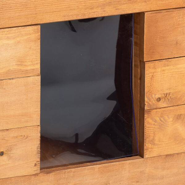 Dřevěná zateplená bouda pro středně velké psy 3