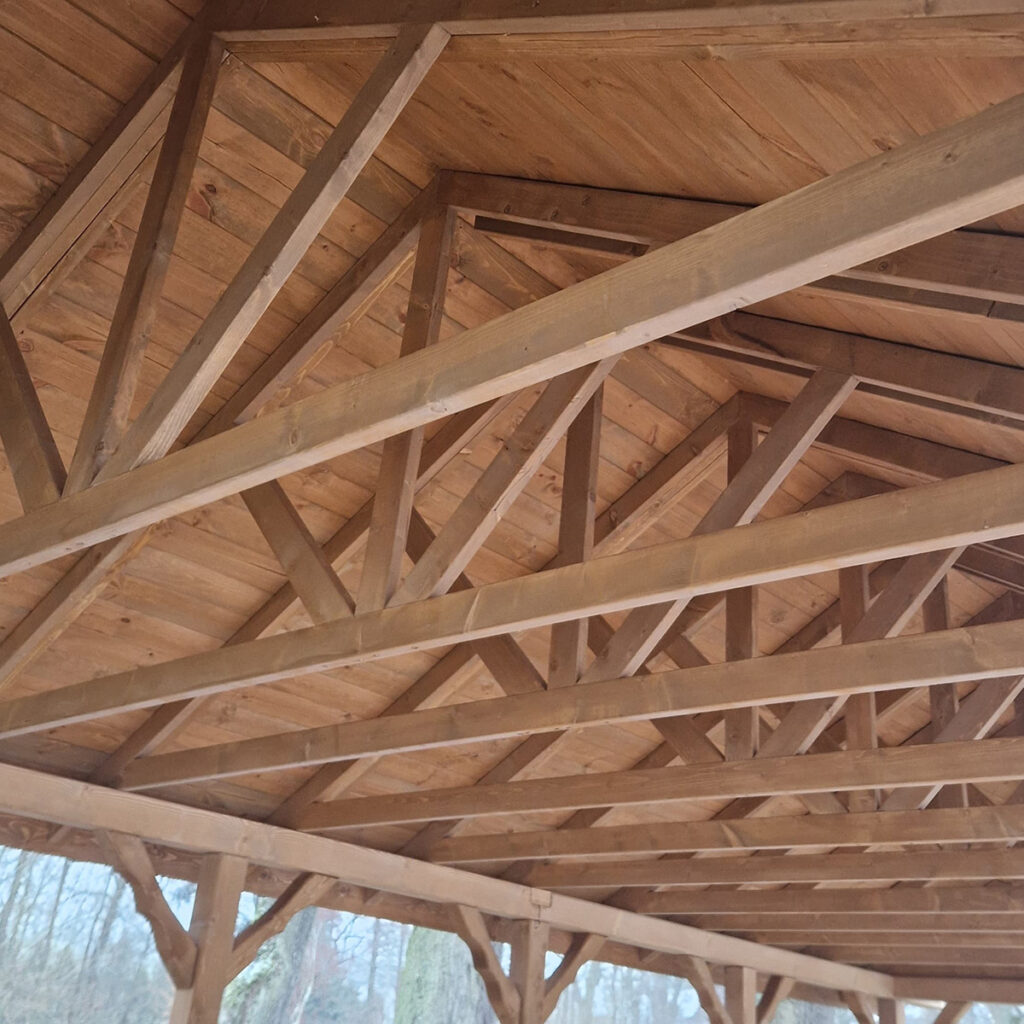 Dřevěný altán čtyřstranný party 3