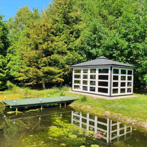 Dřevěný altán čtyřstranný výhled zimní zahrada 14 21