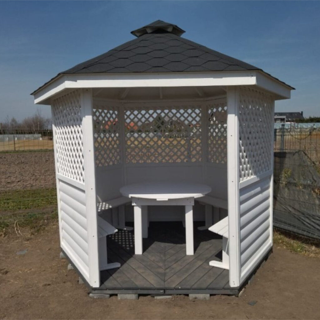 Dřevěný altán šestistranný koncept se srubovým obkladem 1