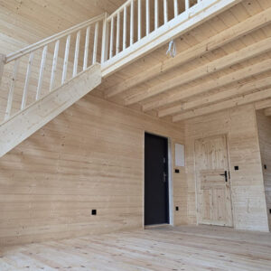 Dřevěný dům dřevostavba stodola b1 8