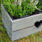 Dřevěný truhlík bylinkÁČ Šedý 7