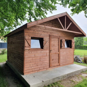 Dřevěný zahradní domek statek s terasou 10