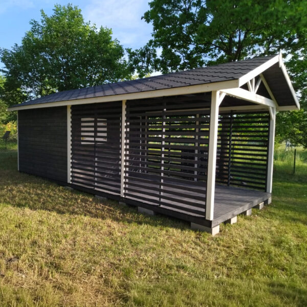 Dřevěný zahradní domek statek s terasou 4