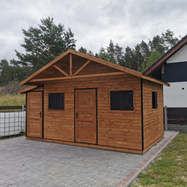 Dřevěný zahradní domek statek s terasou 7