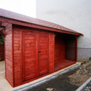 Garážové stání se skladem a dřevníkem 2