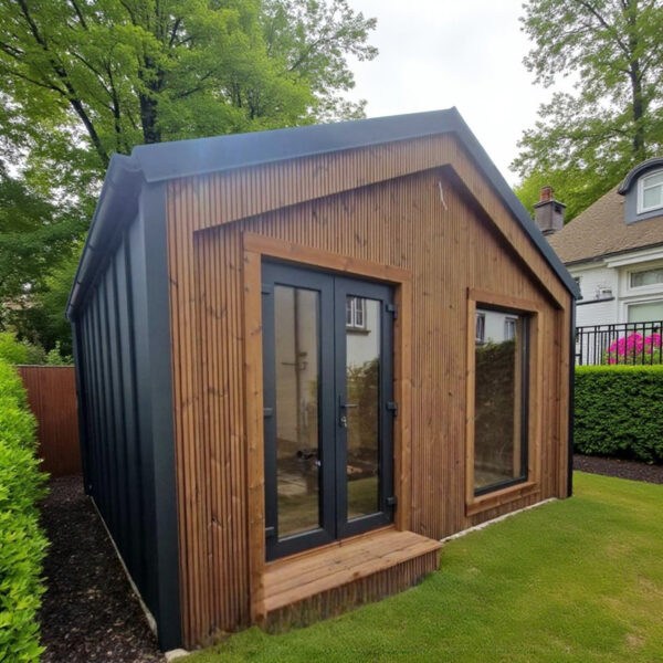 Hybridní dům 4x8,2 m – vnitřní rozměr 10