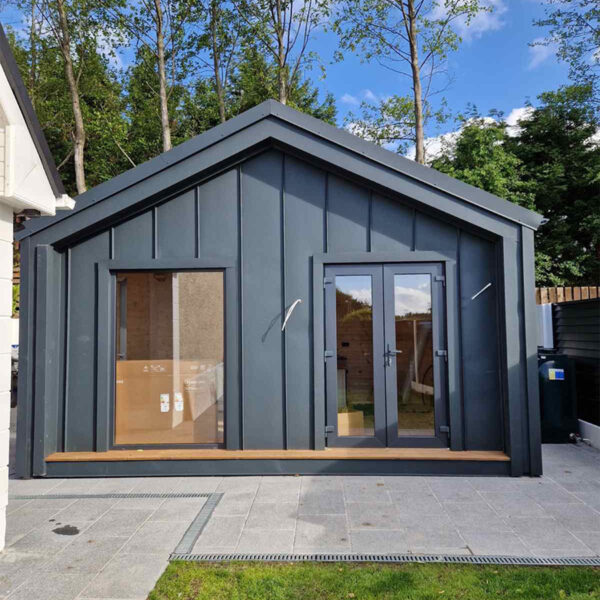 Hybridní dům 4x8,2 m – vnitřní rozměr 9