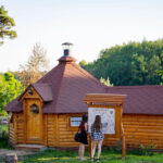 Kempingová grilovací chatka 7