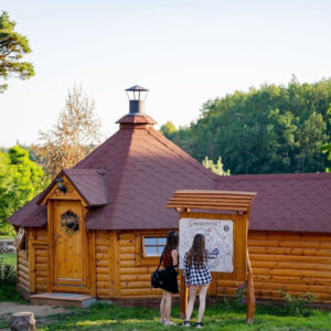 Kempingová grilovací chatka 7