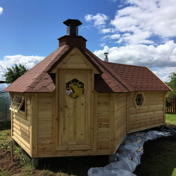 Kempingová grilovací chatka 9