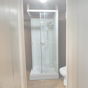 Standartní sprchový kout