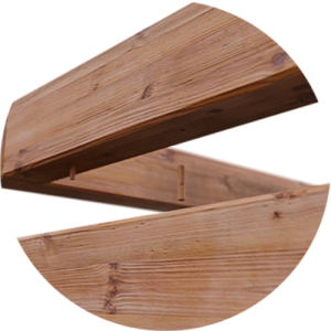 Hranoly jsou co 25cm propojeny podlepenými dřevěnými kolíky.