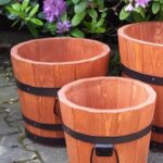 Truhlík vĚdro s madly 1