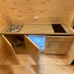 Zateplená kempingová chatka LUXUS s bočním vchodem