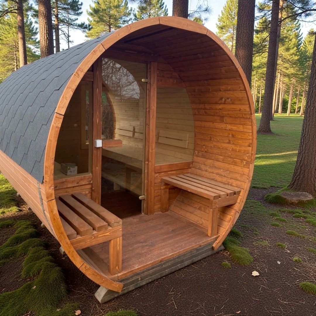 Dřevěná sudová sauna s terasou_3