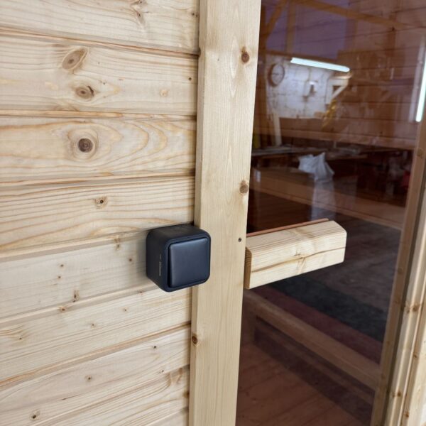 Dřevěná čtvercová sauna 2 m