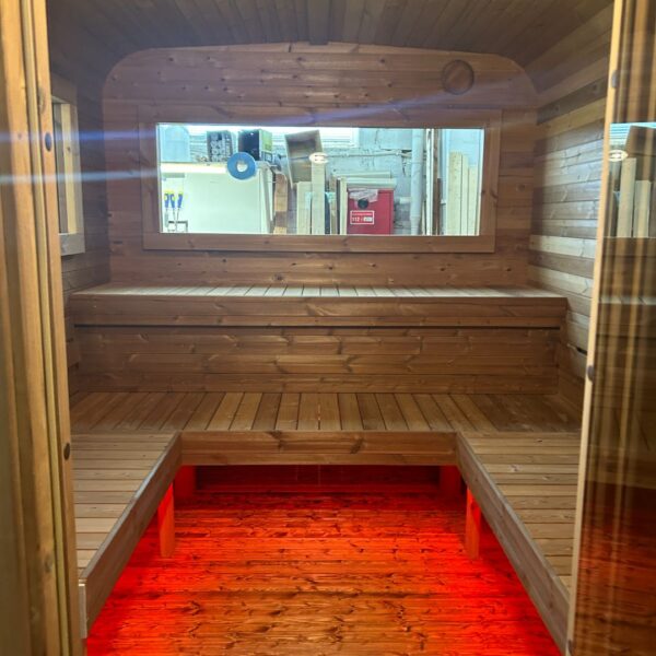 Dřevěná čtvercová sauna RELAX 5 m