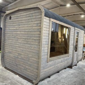 Dřevěná čtvercová sauna RELAX 5 m