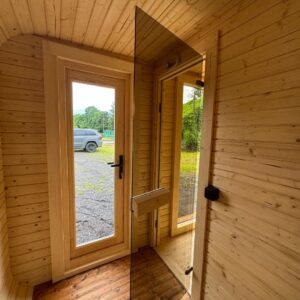 Dřevěná čtvercová sauna Wide RELAX 4 m