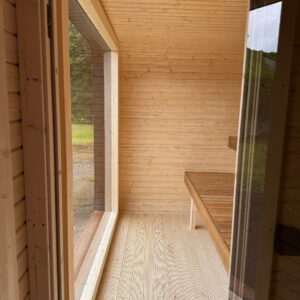 Dřevěná čtvercová sauna Wide RELAX 4 m