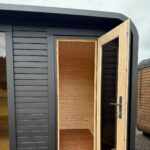 Dřevěná čtvercová sauna Wide RELAX 4 m