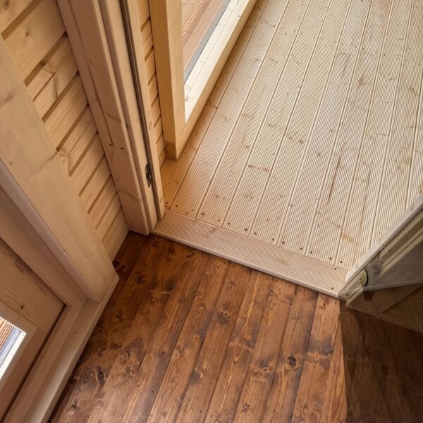 Dřevěná čtvercová sauna Wide RELAX 4 m