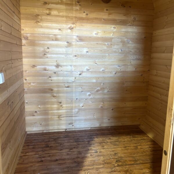 Dřevěná čtvercová sauna Wide RELAX 4 m