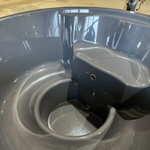 Integrovaná laminátová vířivka