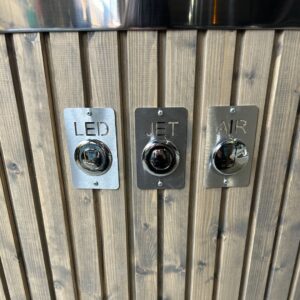 Integrovaná laminátová vířivka