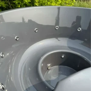 Integrovaná laminátová vířivka