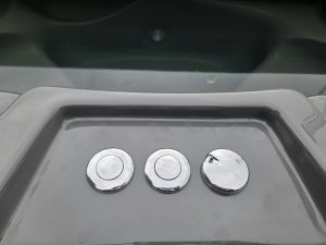 Ovládání trysek a LED světla